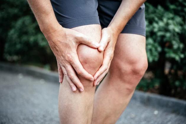 【2月23日】交通事故後、整形外科に行くタイミングはいつ？｜様子見は大丈夫？